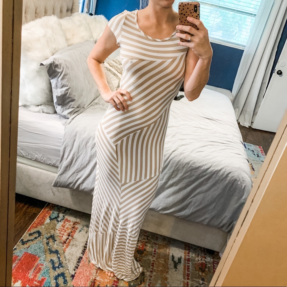 Striped Bebe Maxi Dress